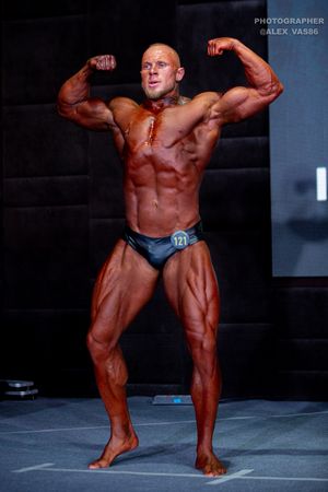 CLASSIC PHYSIQUE-НОВИЧКИ
